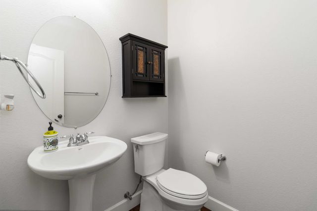 2517 Guadalajara Dr, Modesto, CA 95355