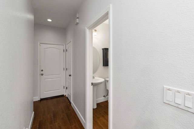 2517 Guadalajara Dr, Modesto, CA 95355