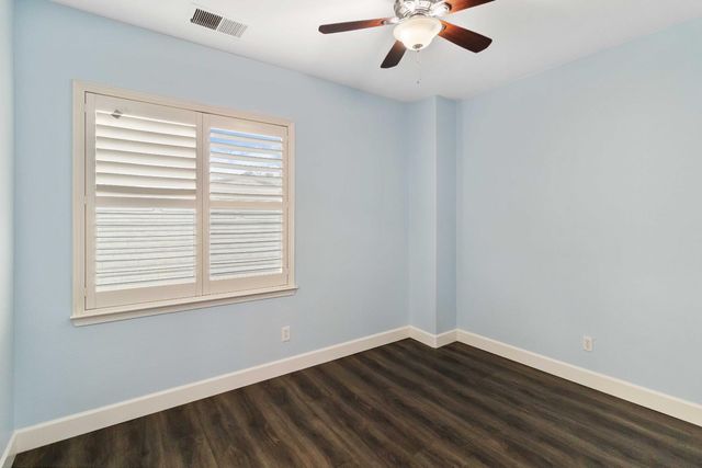 2517 Guadalajara Dr, Modesto, CA 95355