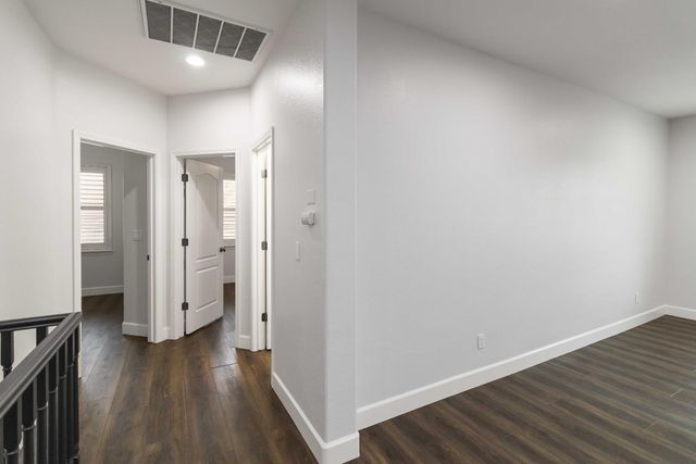 2517 Guadalajara Dr, Modesto, CA 95355