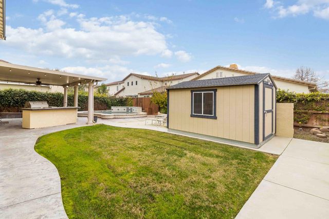 2517 Guadalajara Dr, Modesto, CA 95355