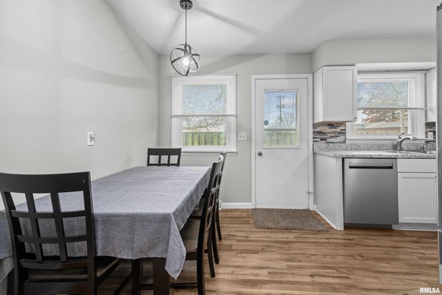 4315 26TH Avenue, Moline, IL 61265