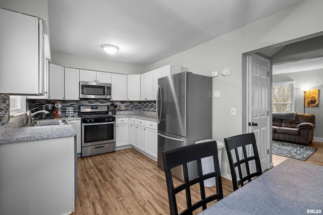 4315 26TH Avenue, Moline, IL 61265