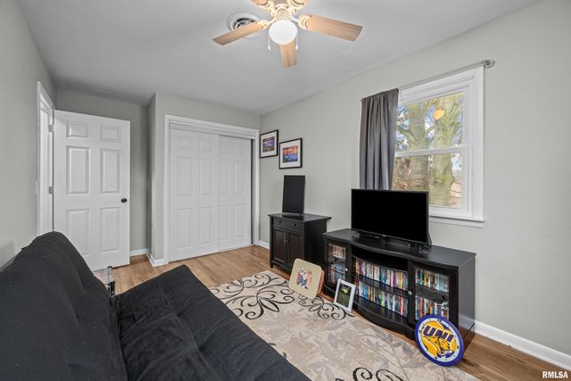 4315 26TH Avenue, Moline, IL 61265