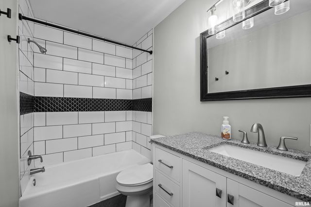 4315 26TH Avenue, Moline, IL 61265