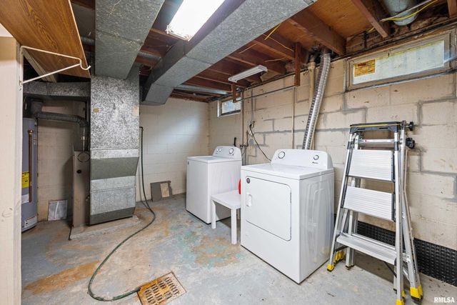 4315 26TH Avenue, Moline, IL 61265