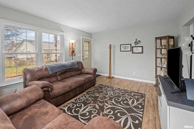 4315 26TH Avenue, Moline, IL 61265