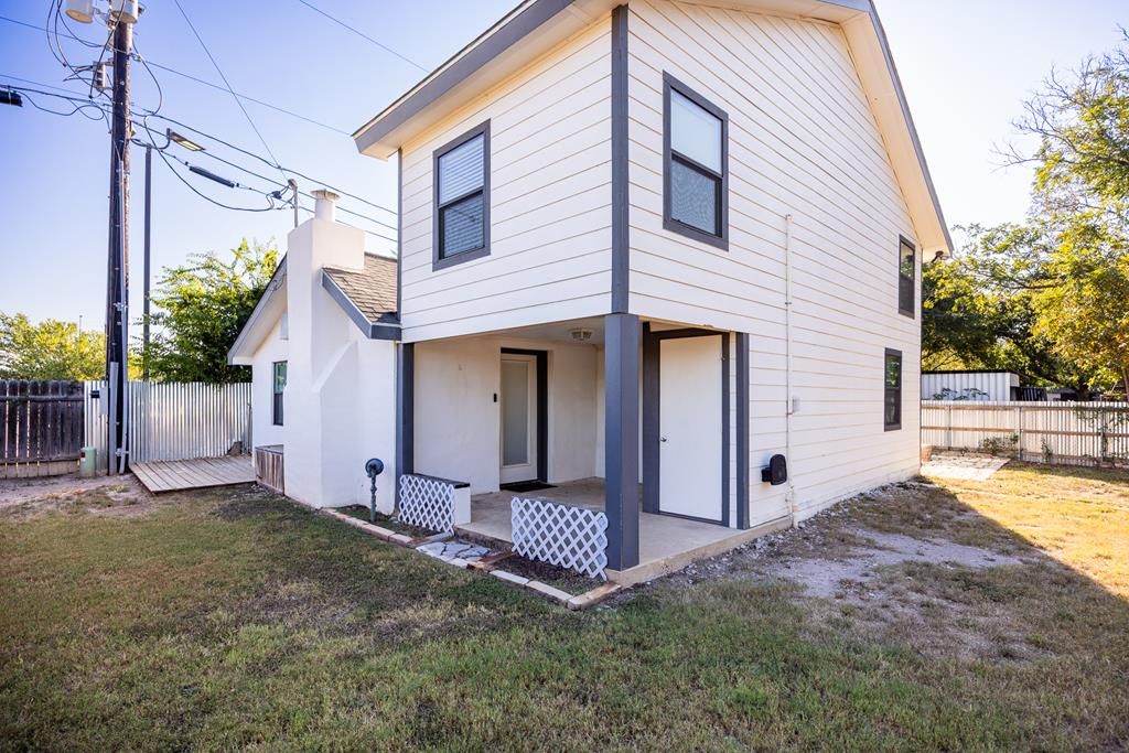 4050 Loop 534, Kerrville, TX 78028