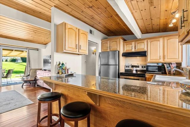 46183 Highway 74 20, Palm Desert, CA 92260