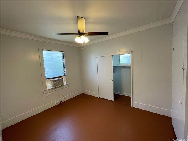 1030 16th Avenue, Honolulu, HI 96816
