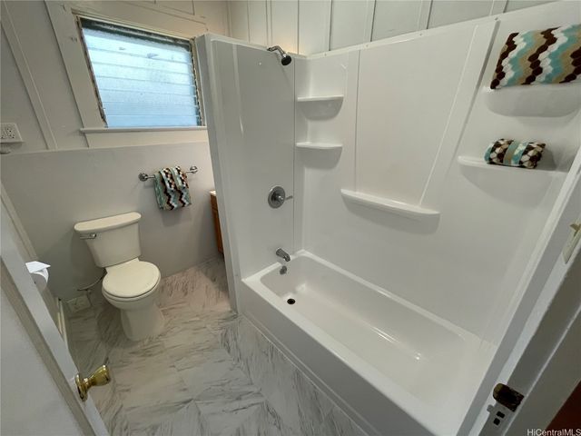 1030 16th Avenue, Honolulu, HI 96816