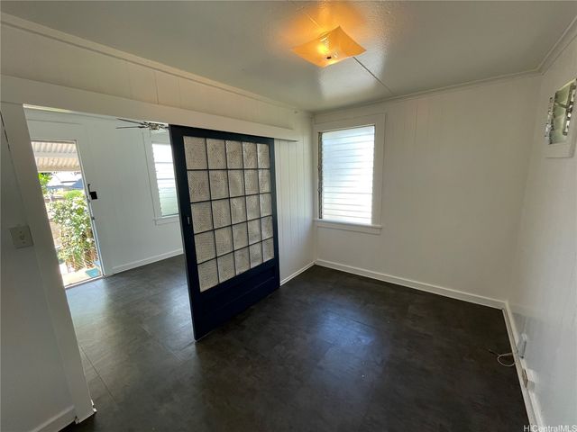 1030 16th Avenue, Honolulu, HI 96816