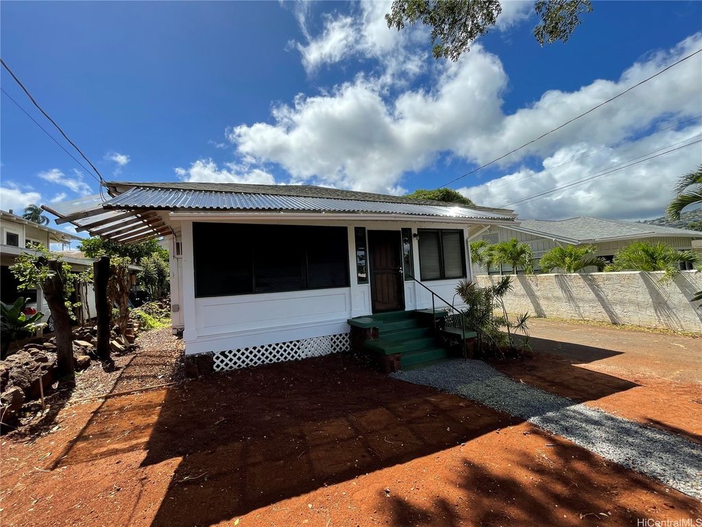 1030 16th Avenue, Honolulu, HI 96816