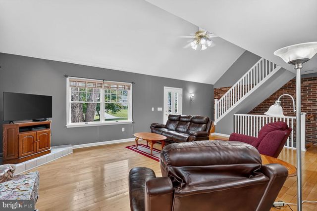 1030 HOOK RD, Westminster, MD 21157