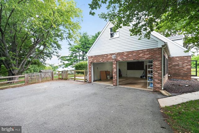 1030 HOOK RD, Westminster, MD 21157