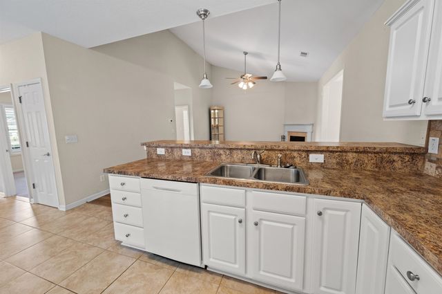 749 Ashley Manor Dr., Longs, SC 29568