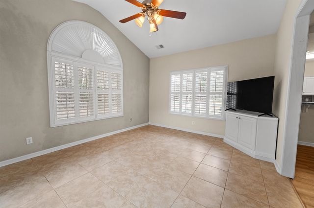 749 Ashley Manor Dr., Longs, SC 29568