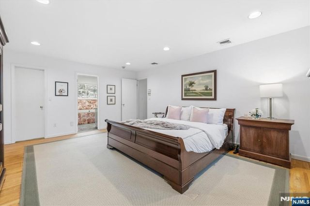 117 Van Riper Lane, Woodcliff Lake, NJ 07677