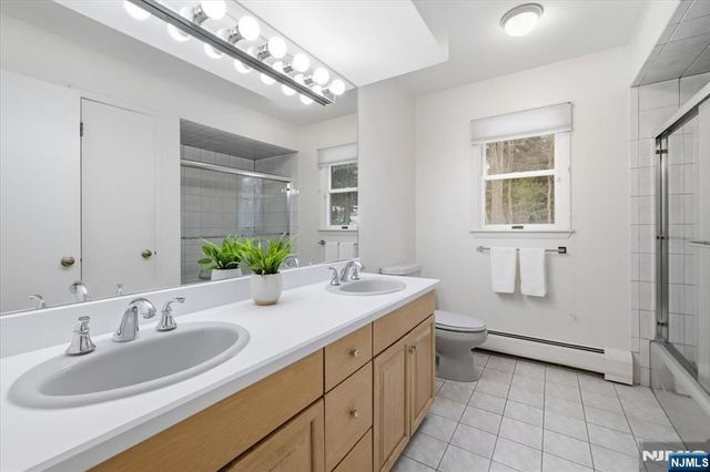 117 Van Riper Lane, Woodcliff Lake, NJ 07677