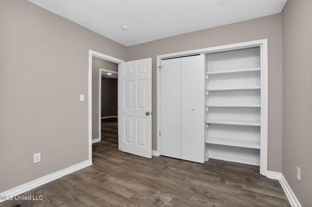 227 Queen Anne Lane, Jackson, MS 39209