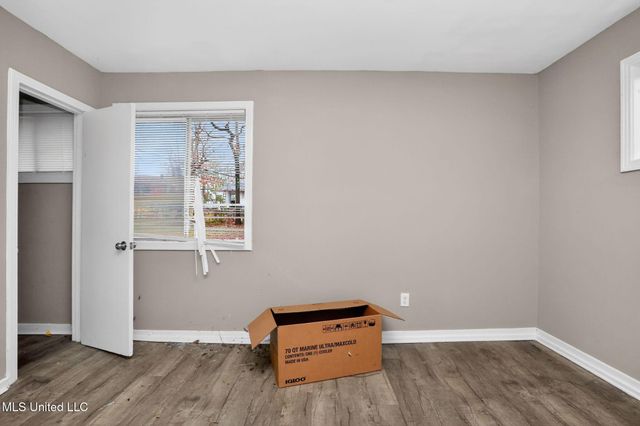 227 Queen Anne Lane, Jackson, MS 39209