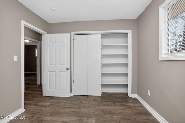 227 Queen Anne Lane, Jackson, MS 39209