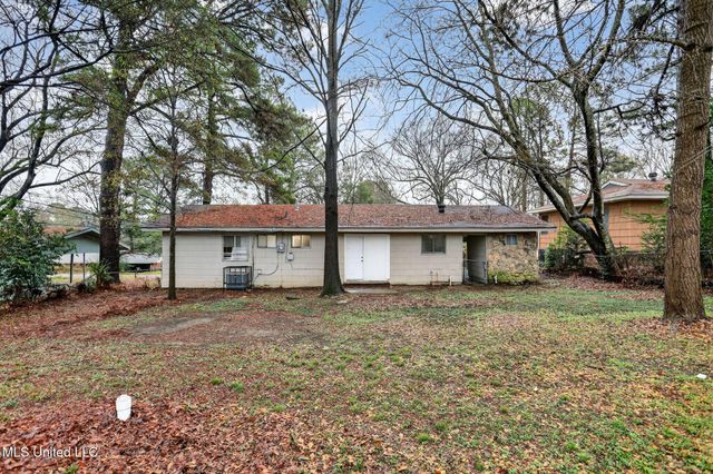 227 Queen Anne Lane, Jackson, MS 39209