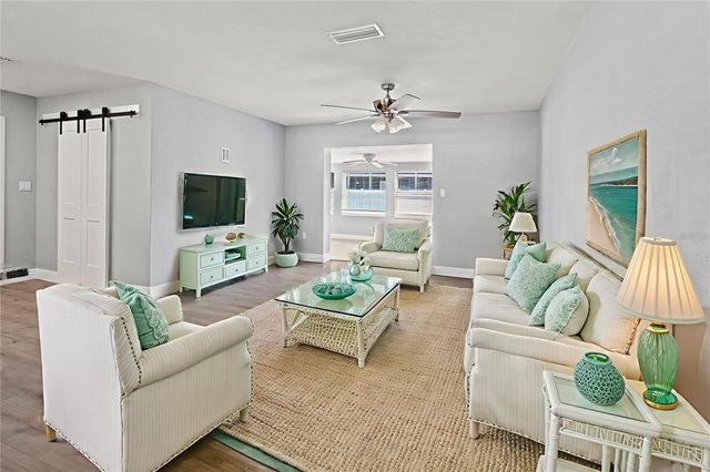 2401 10TH STREET W, Palmetto, FL 34221