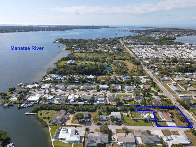 2401 10TH STREET W, Palmetto, FL 34221