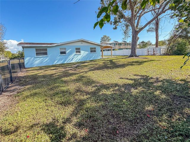 2401 10TH STREET W, Palmetto, FL 34221