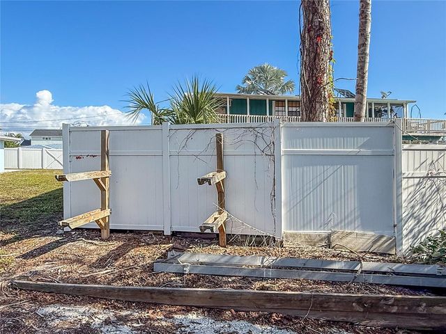 2401 10TH STREET W, Palmetto, FL 34221