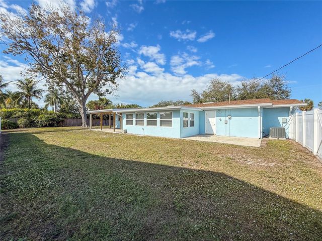 2401 10TH STREET W, Palmetto, FL 34221