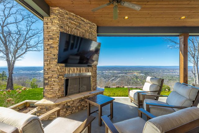 8269 Balata Drive, Ooltewah, TN 37363