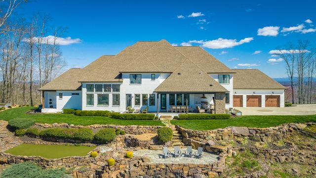 8269 Balata Drive, Ooltewah, TN 37363