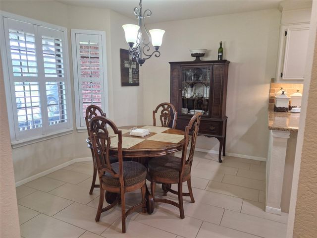 54 Zinnia Court, Lake Jackson, TX 77566