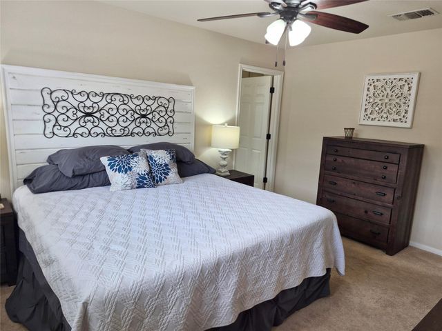 54 Zinnia Court, Lake Jackson, TX 77566
