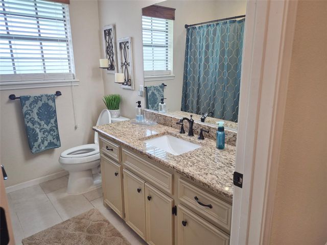 54 Zinnia Court, Lake Jackson, TX 77566
