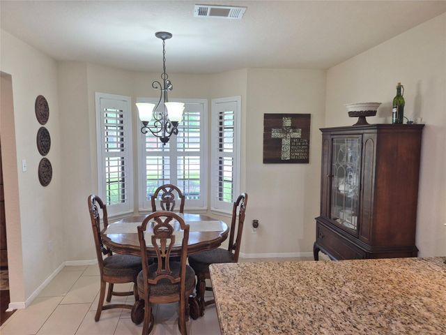 54 Zinnia Court, Lake Jackson, TX 77566