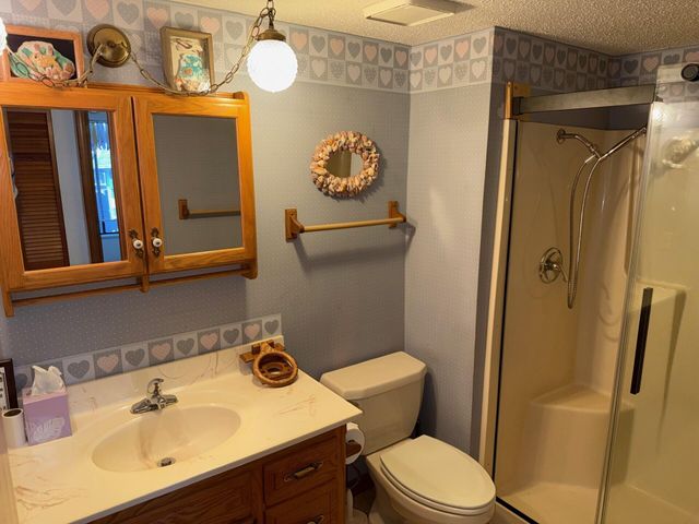 180 Wilshire Drive 85, Hollister, MO 65672