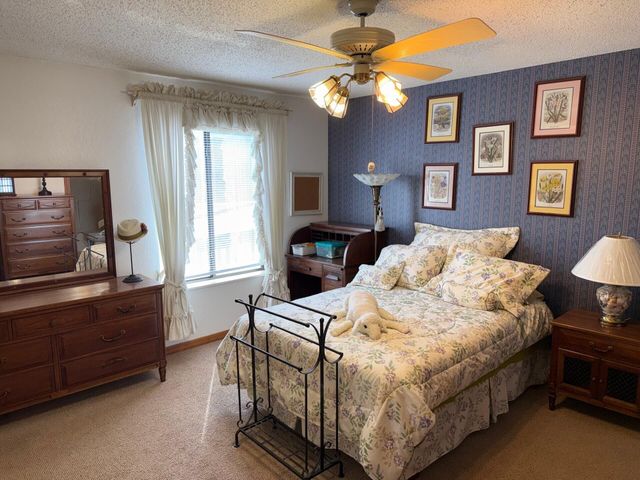 180 Wilshire Drive 85, Hollister, MO 65672