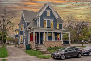 213-215 Oxford Street, Rochester, NY 14607