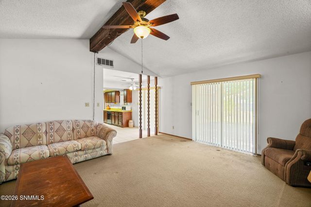 3012 Karen Drive, Las Cruces, NM 88001
