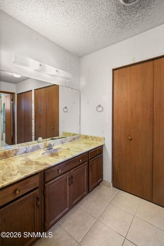 3012 Karen Drive, Las Cruces, NM 88001