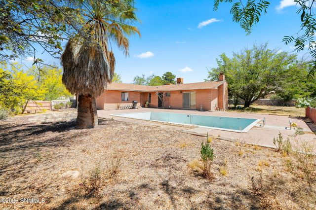 3012 Karen Drive, Las Cruces, NM 88001