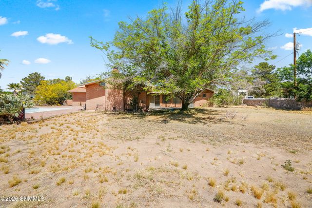 3012 Karen Drive, Las Cruces, NM 88001