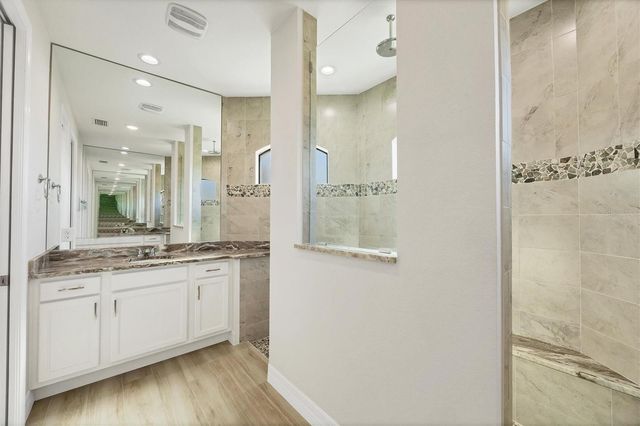 27 TEE VIEW ROAD, Rotonda West, FL 33947