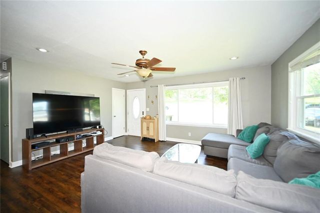 1421 Todd Street, Platte City, MO 64079