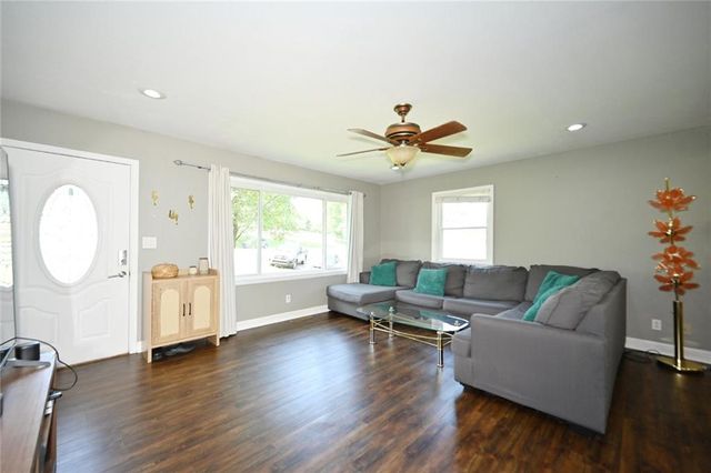 1421 Todd Street, Platte City, MO 64079