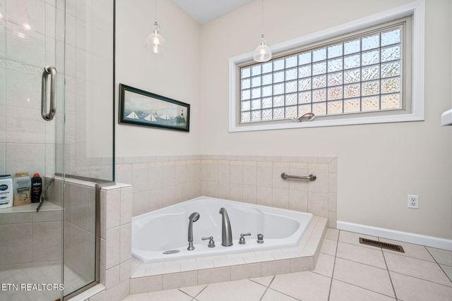 120 Valarian Drive, Crossville, TN 38558