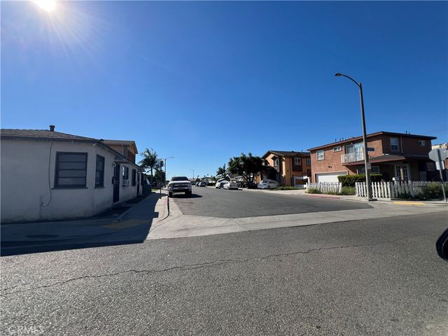 345 E 53rd, Long Beach, CA 90805